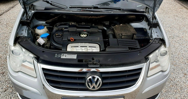 Volkswagen Touran cena 12900 przebieg: 274000, rok produkcji 2010 z Prudnik małe 529